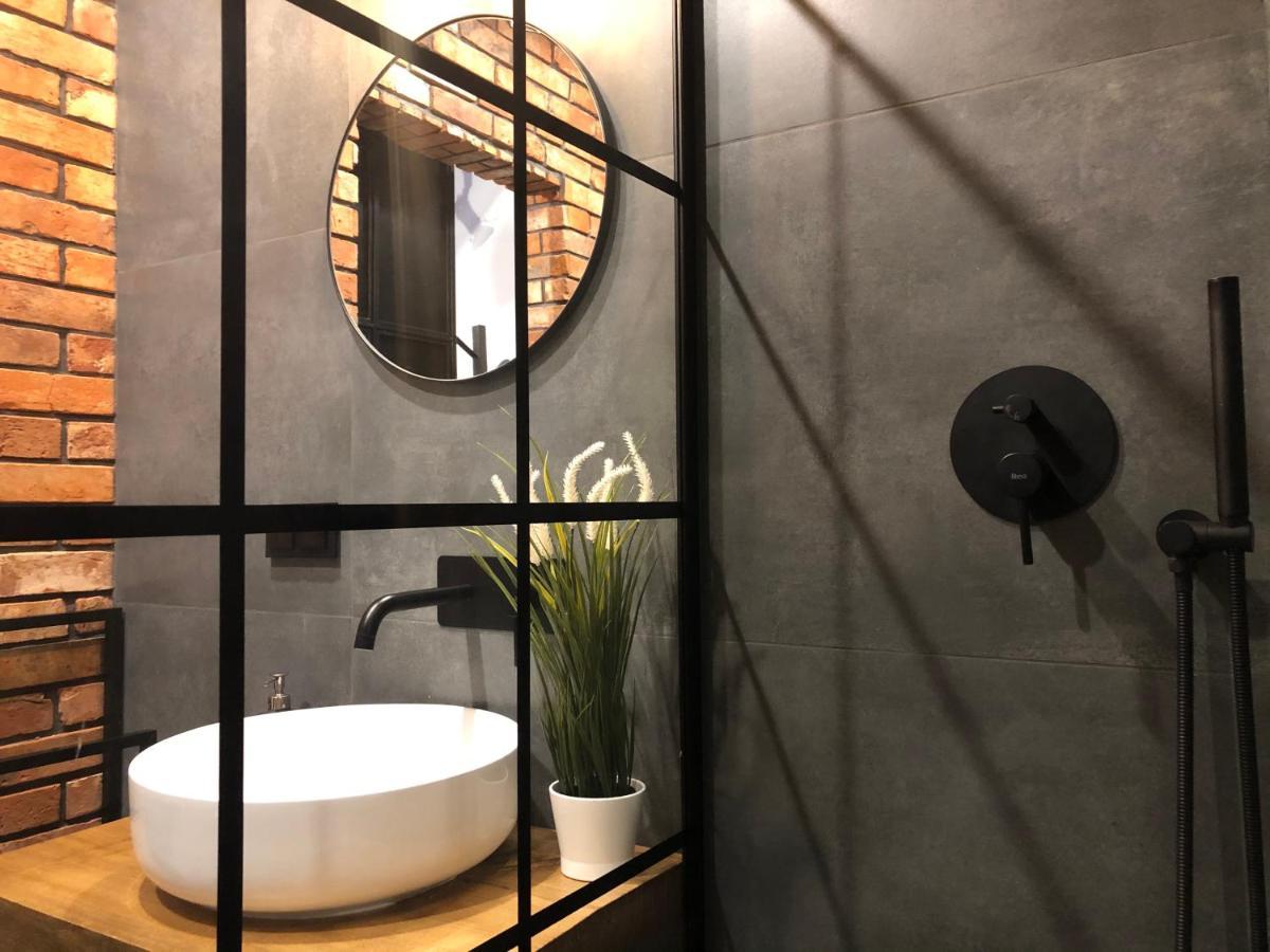Loft Apartment Browary Warszawskie Varsó Kültér fotó